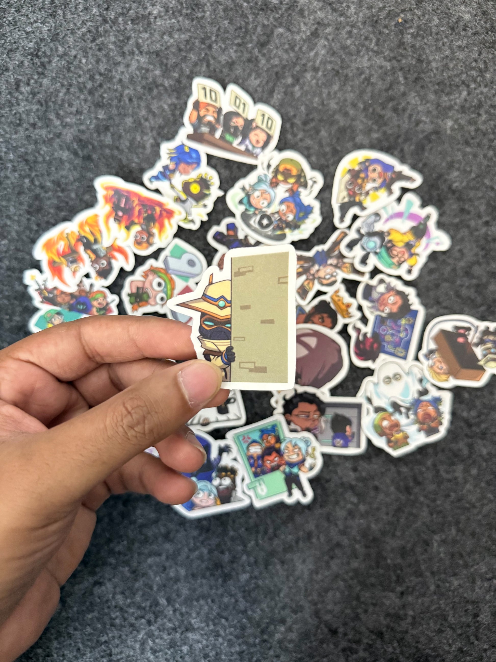 Pack of 25 - Valorant Vinyl Stickers Set 1 (2 inch)