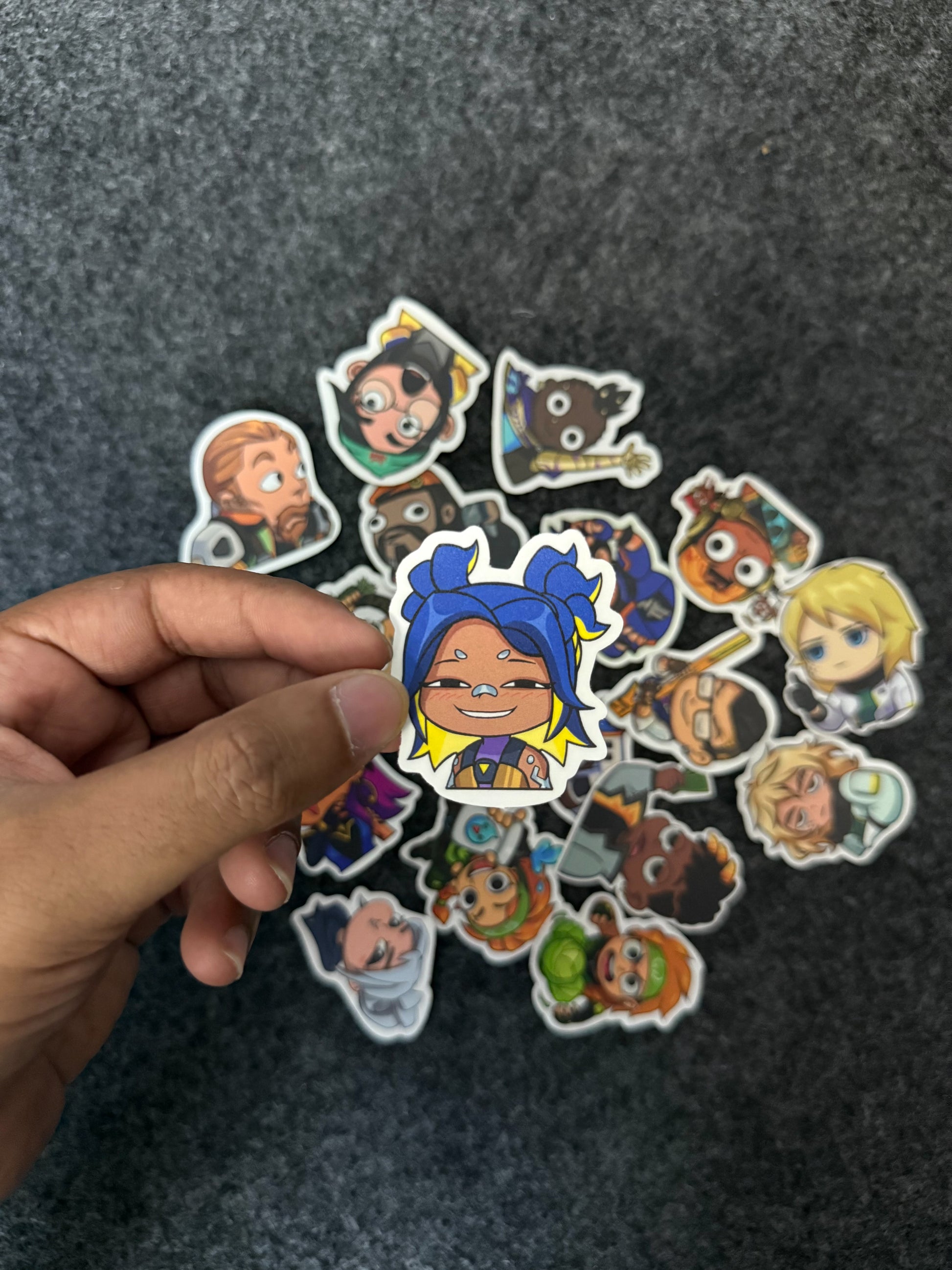 Pack of 20 - Valorant Vinyl Stickers (2 inch)